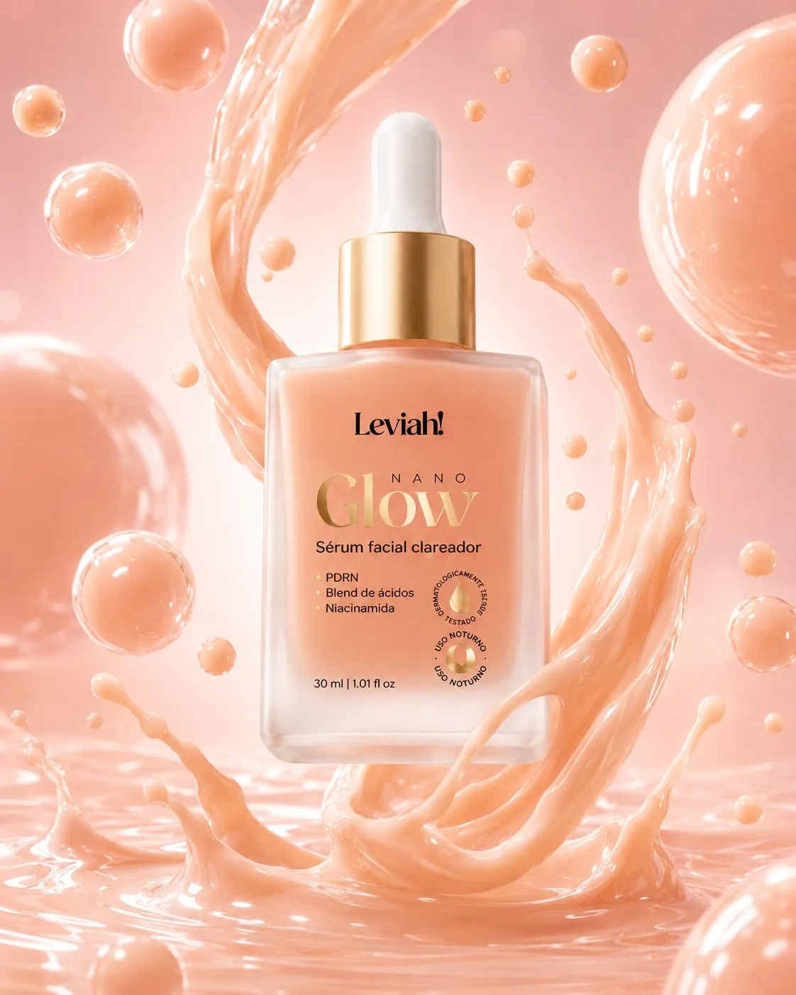 Frasco do sérum facial clareador NanoGlow 30ml da Leviah! em meio a um splash de textura